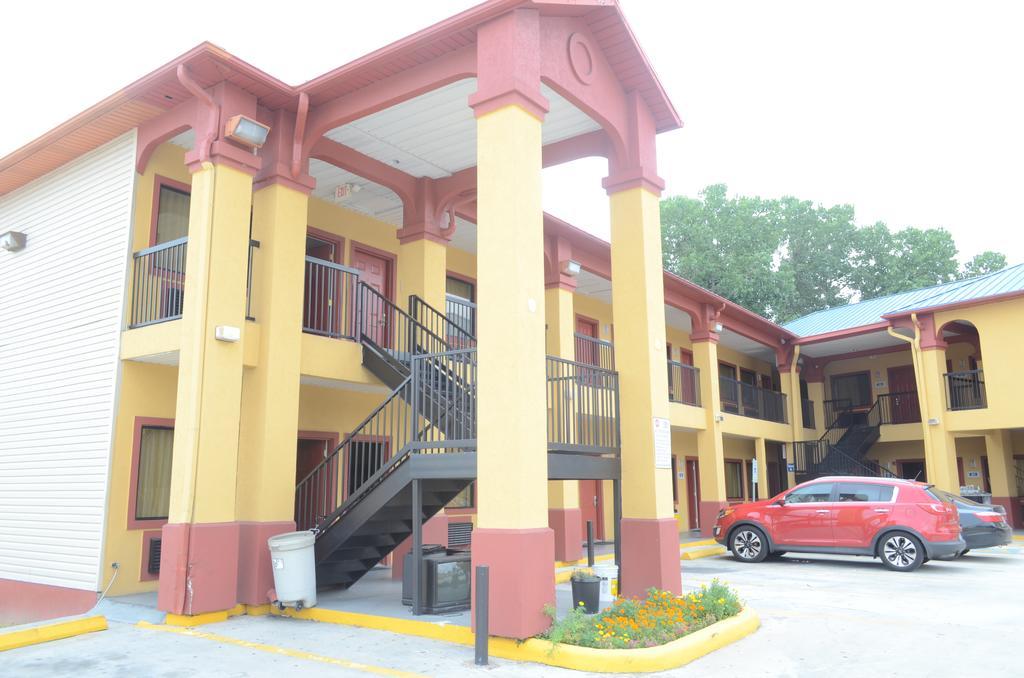 Americas Best Value Inn Downtown Houston Bagian luar foto