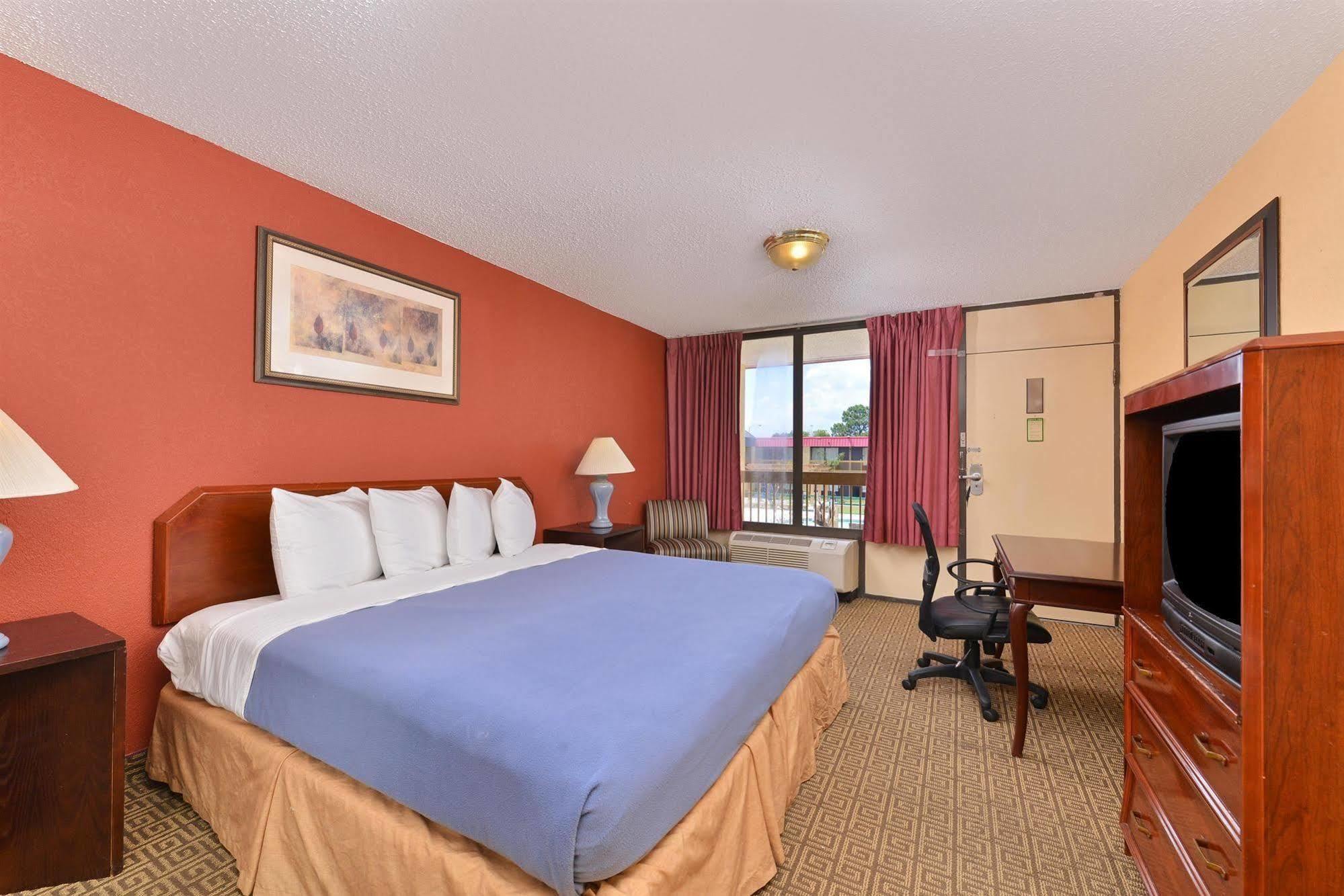 Americas Best Value Inn Downtown Houston Bagian luar foto