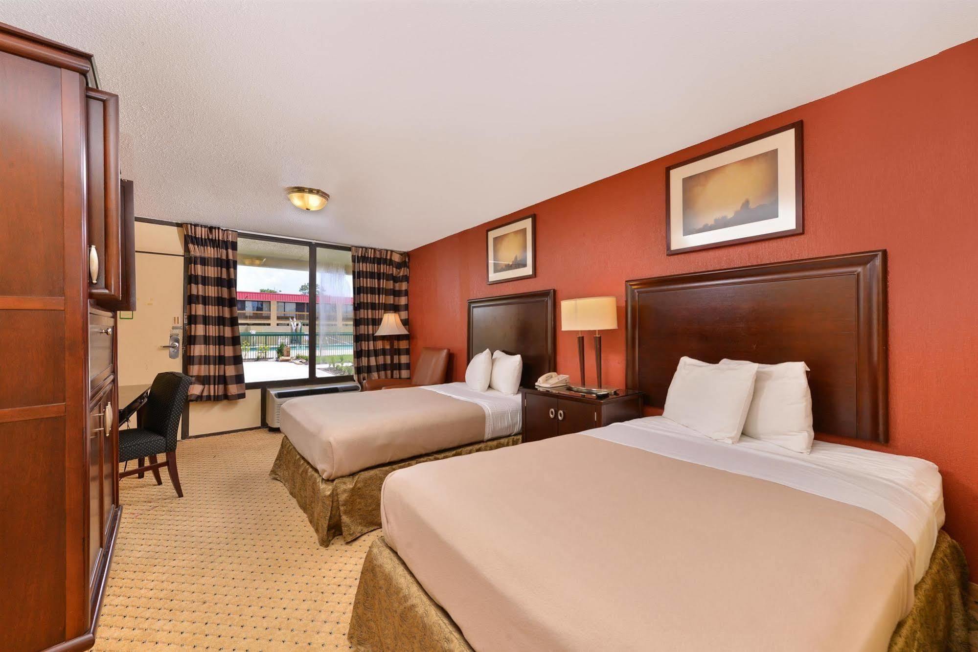 Americas Best Value Inn Downtown Houston Bagian luar foto